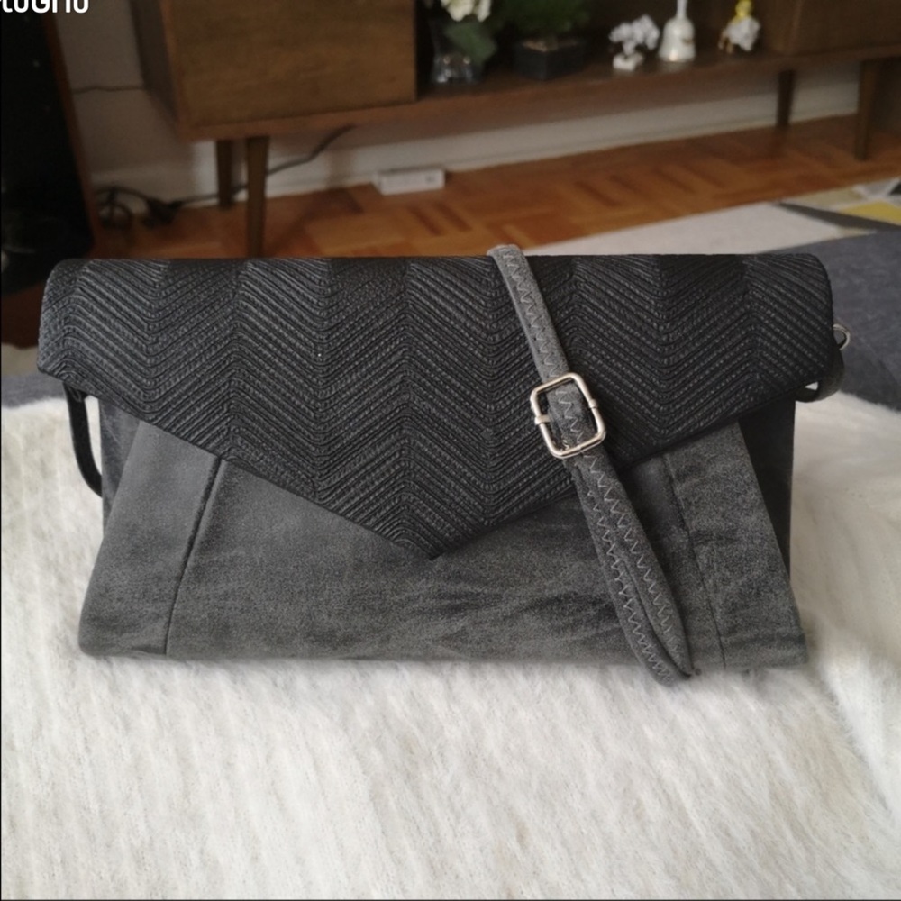 Grey crossbody bag